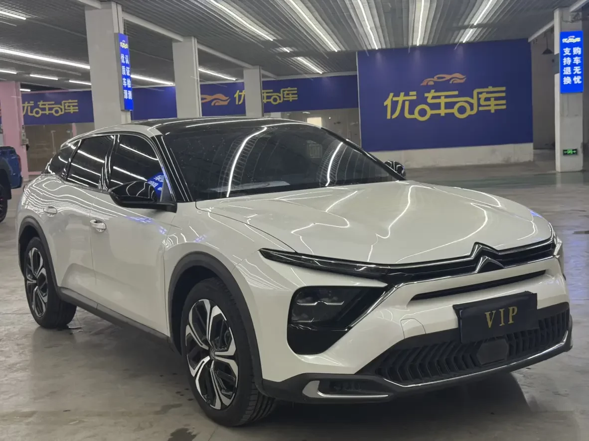 Citroën Versailles C5 X
