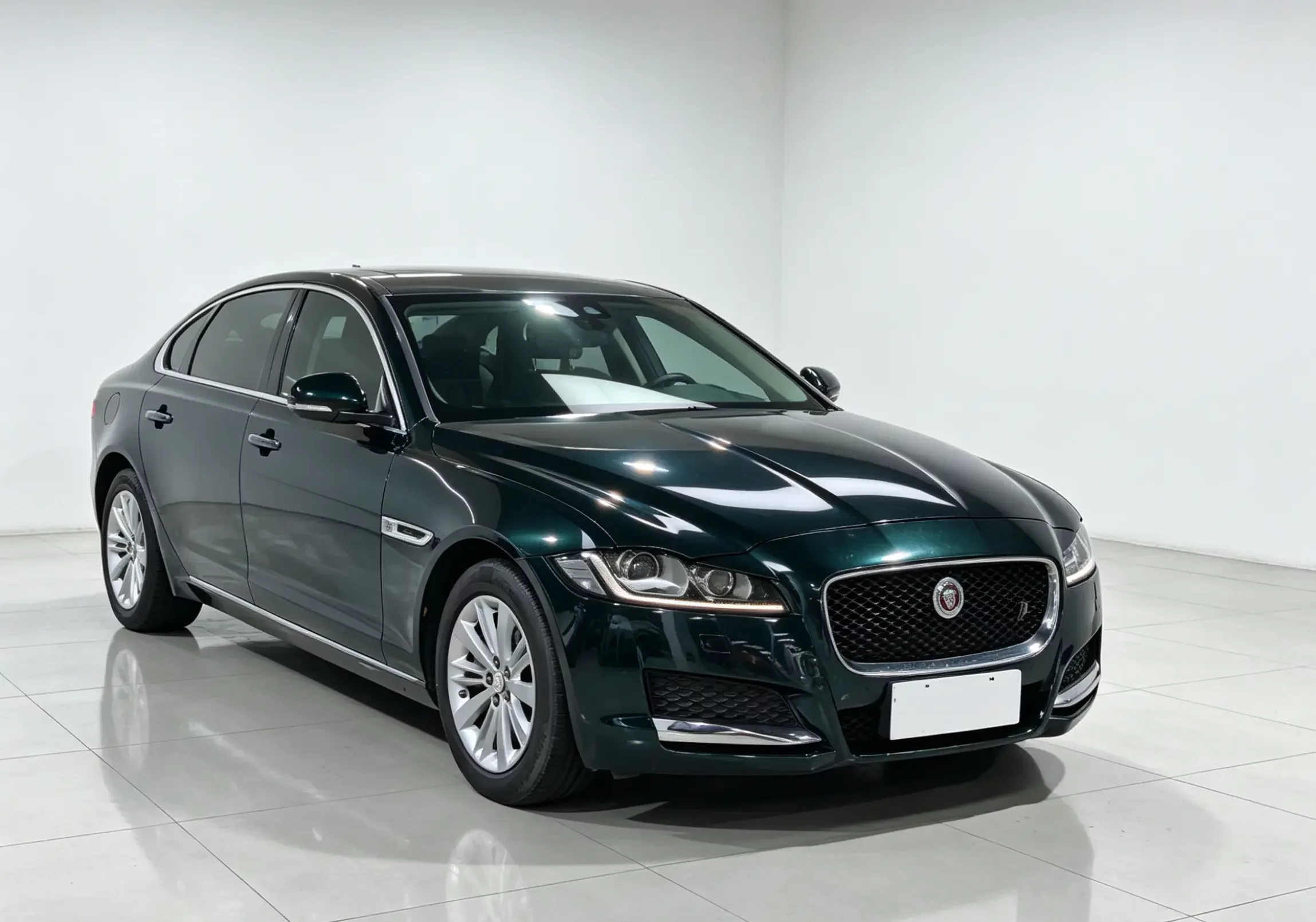 Jaguar XFL