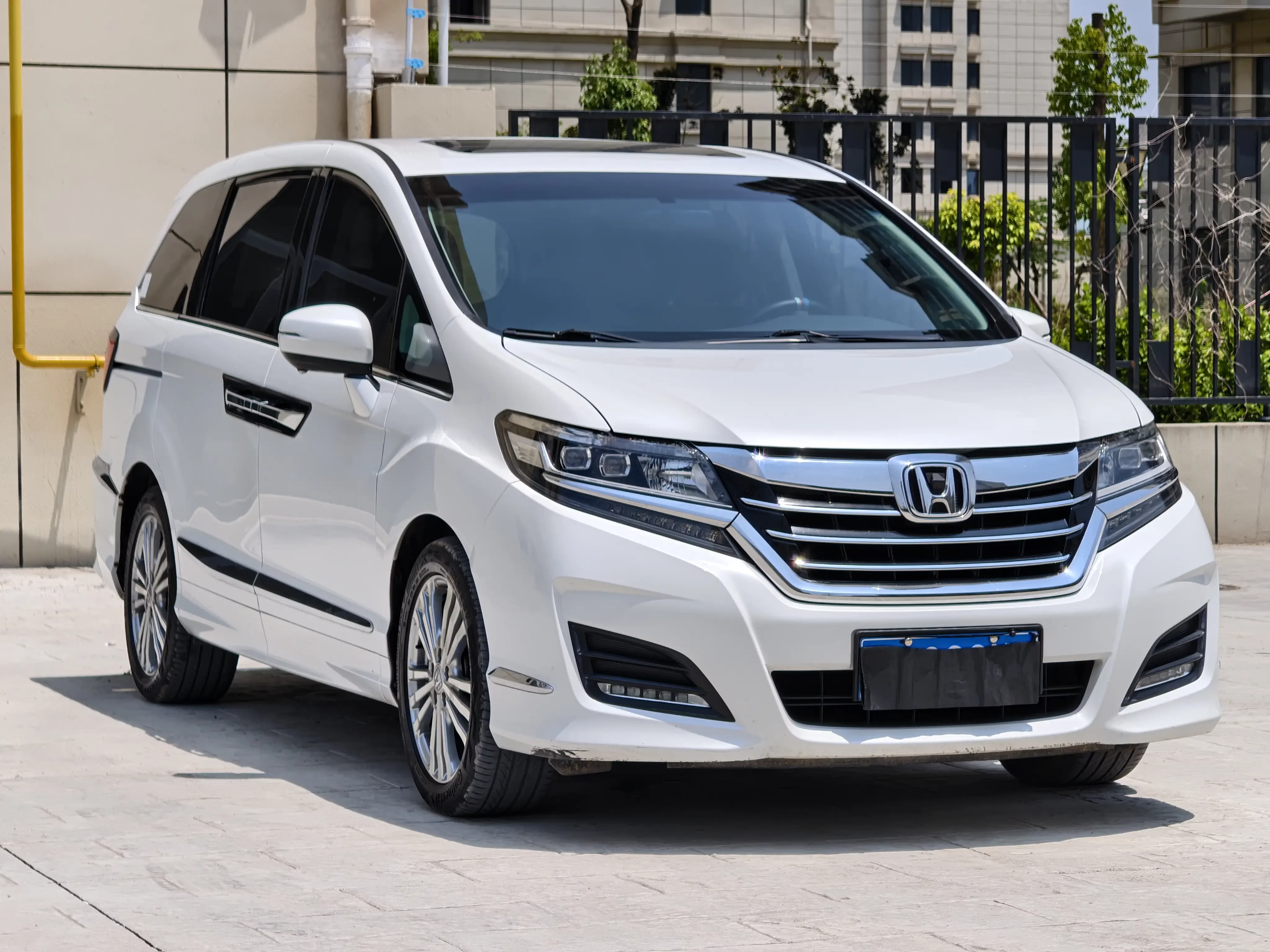 Honda Elysion