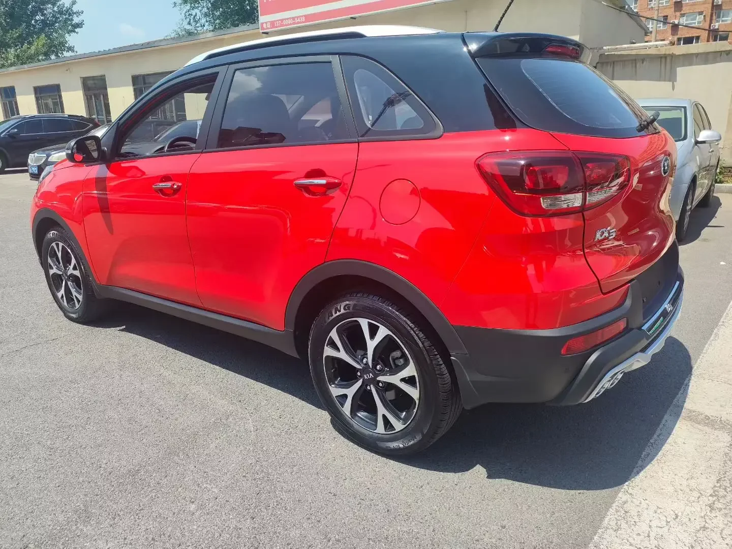 Kia Run proudly