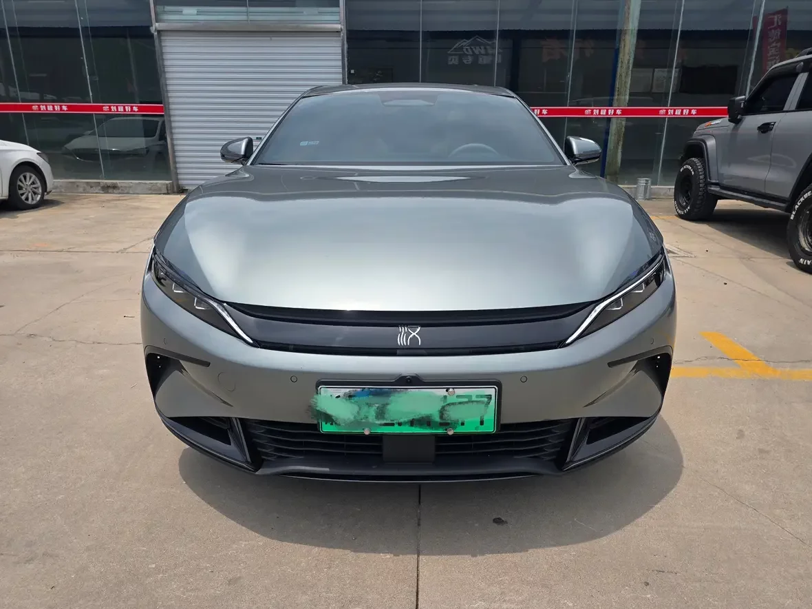 BYD Han EV