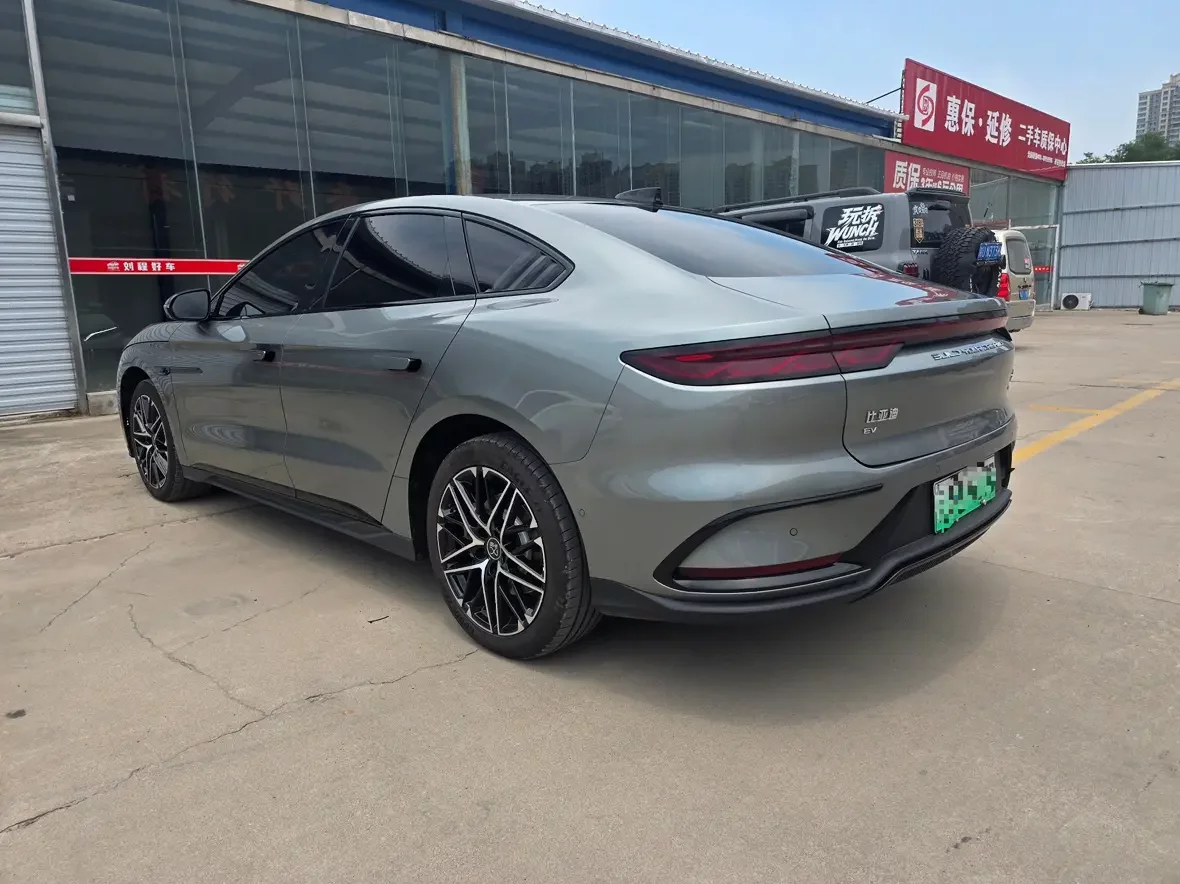 BYD Han EV