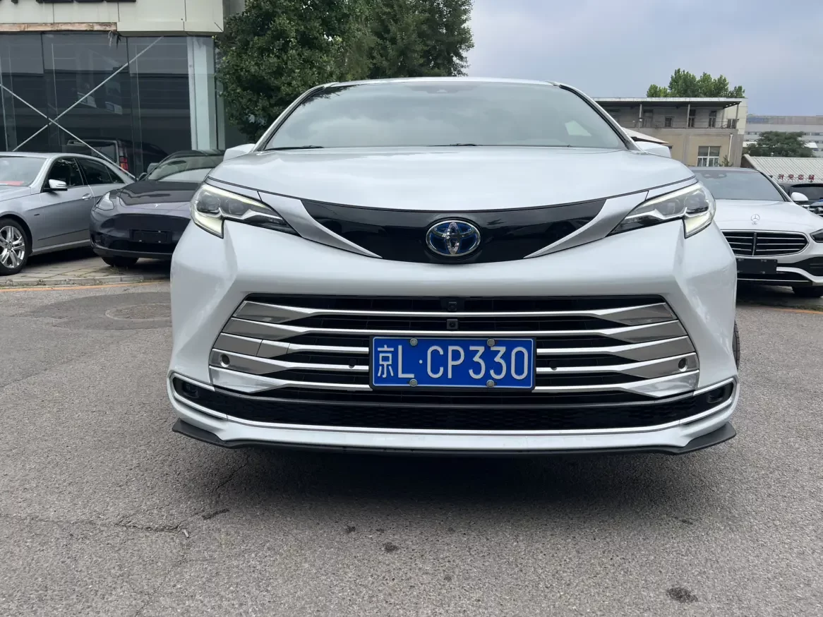 Toyota Sienna