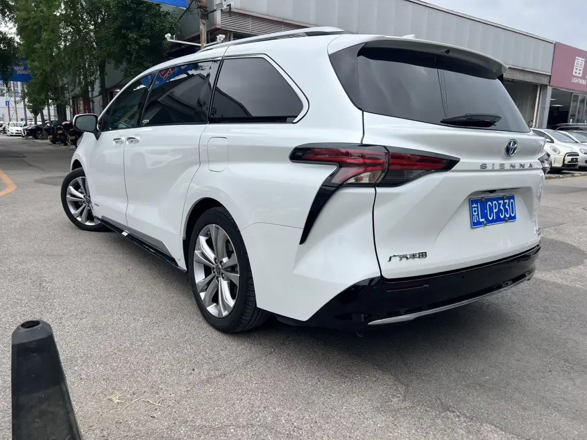 Toyota Sienna