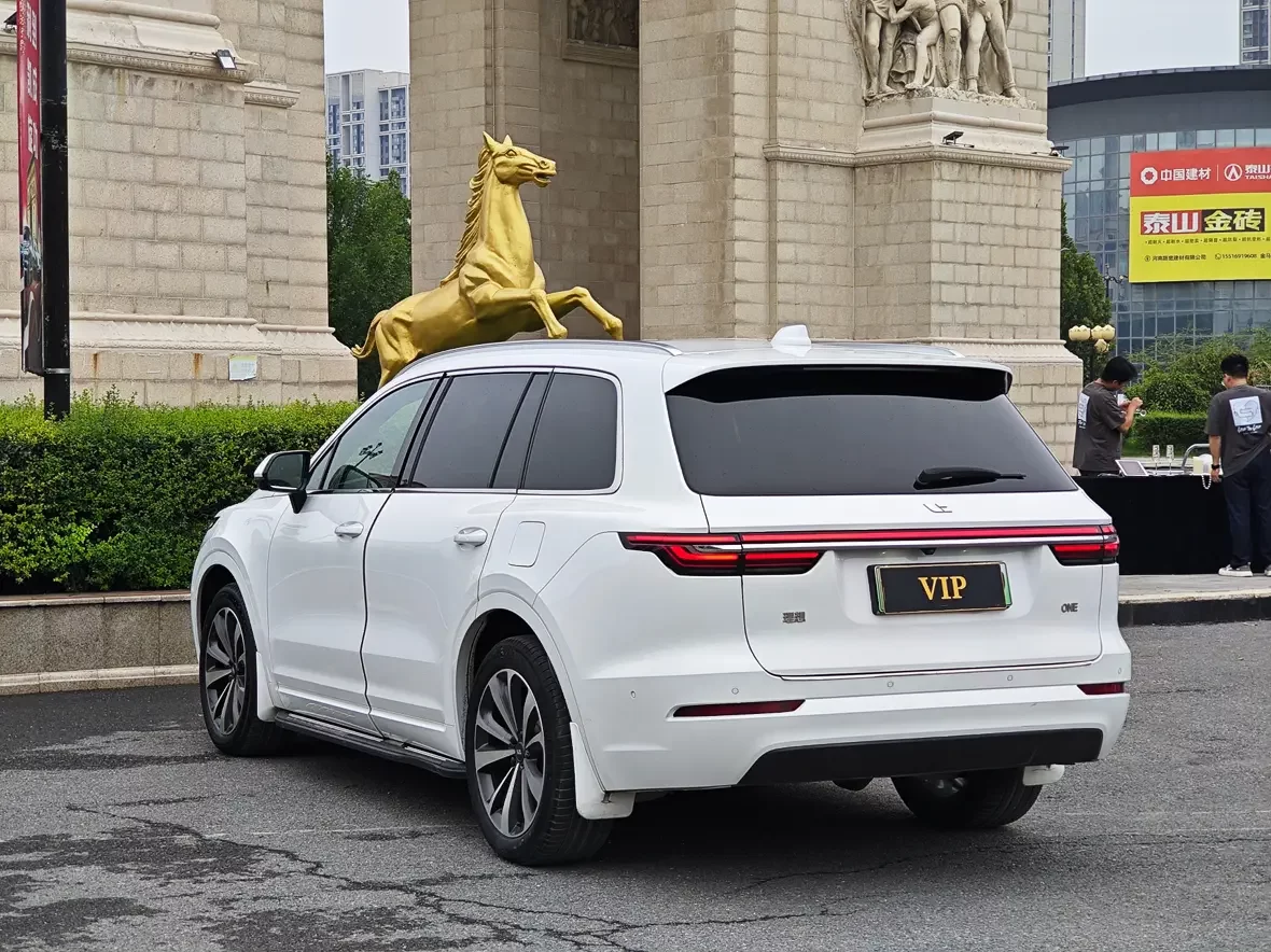Lixiang ONE