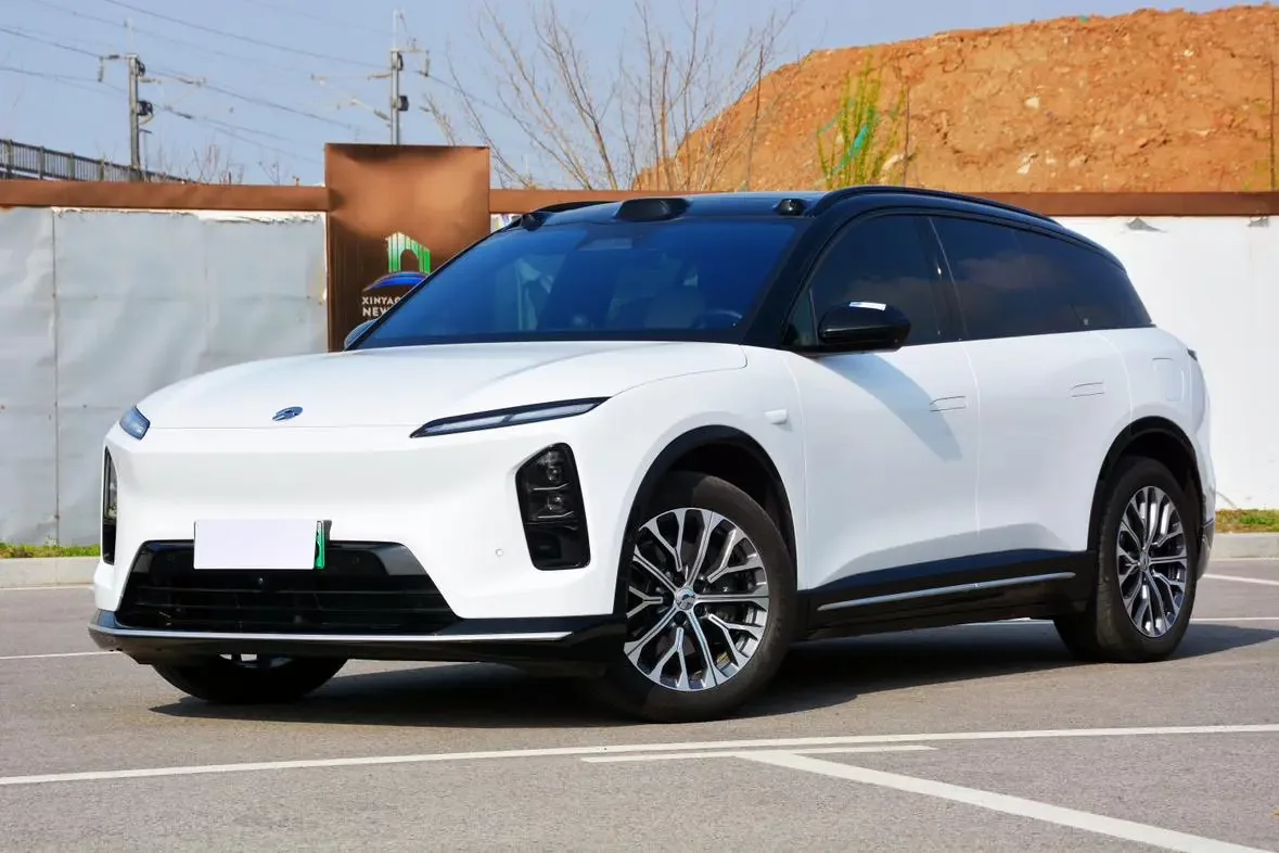 NIO ES6