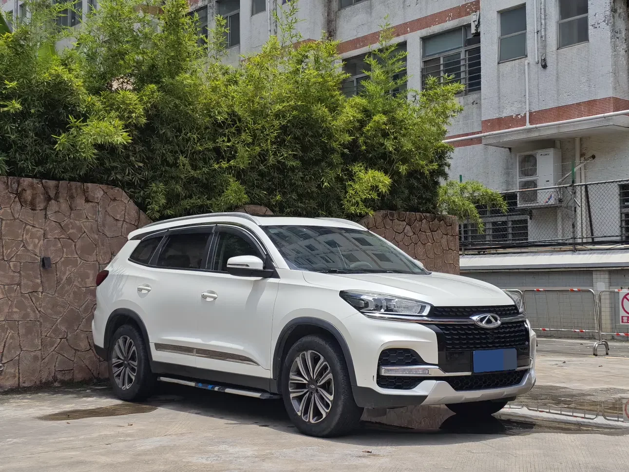 Chery Tiggo 8