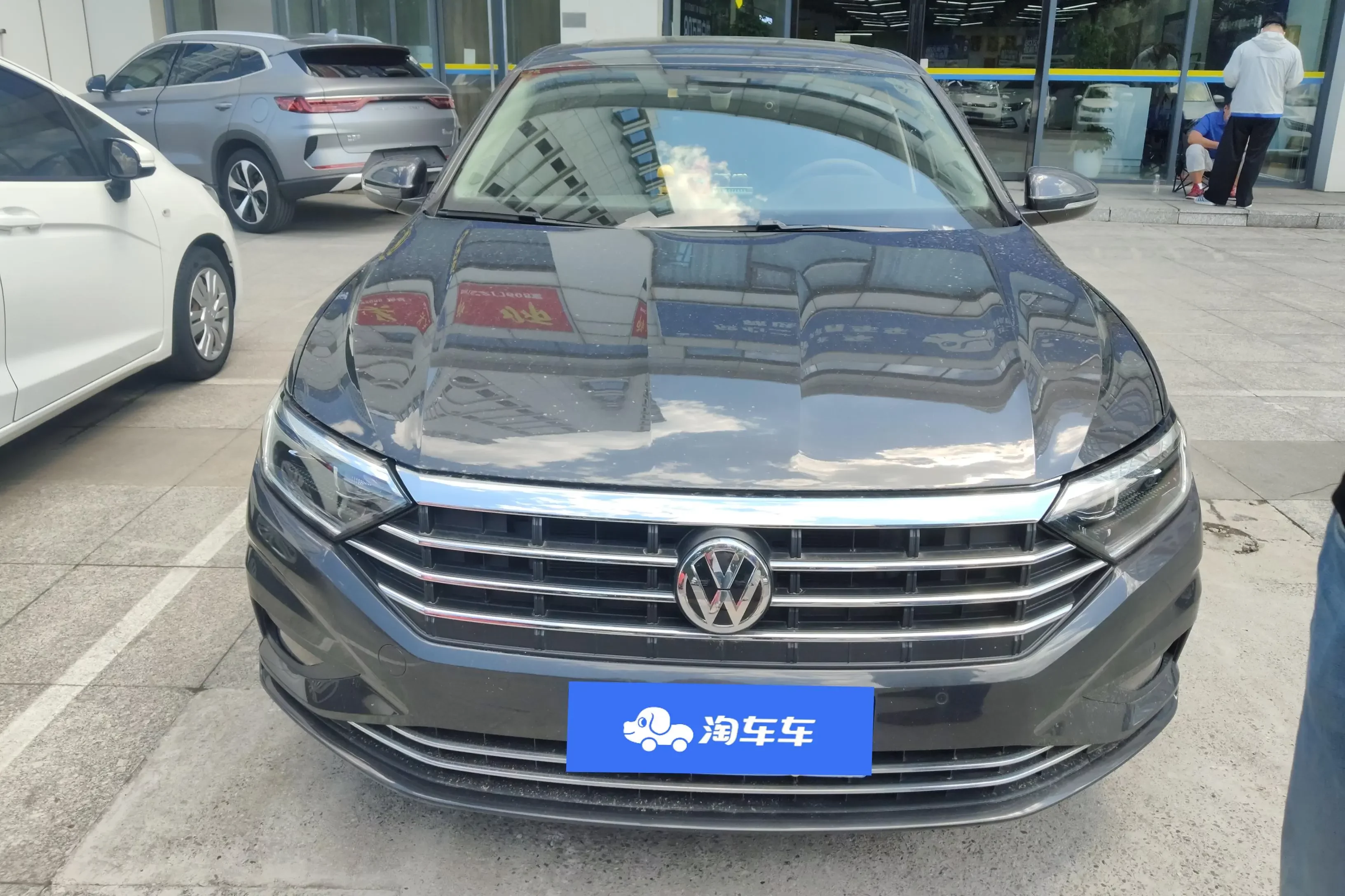 Volkswagen Sagitar