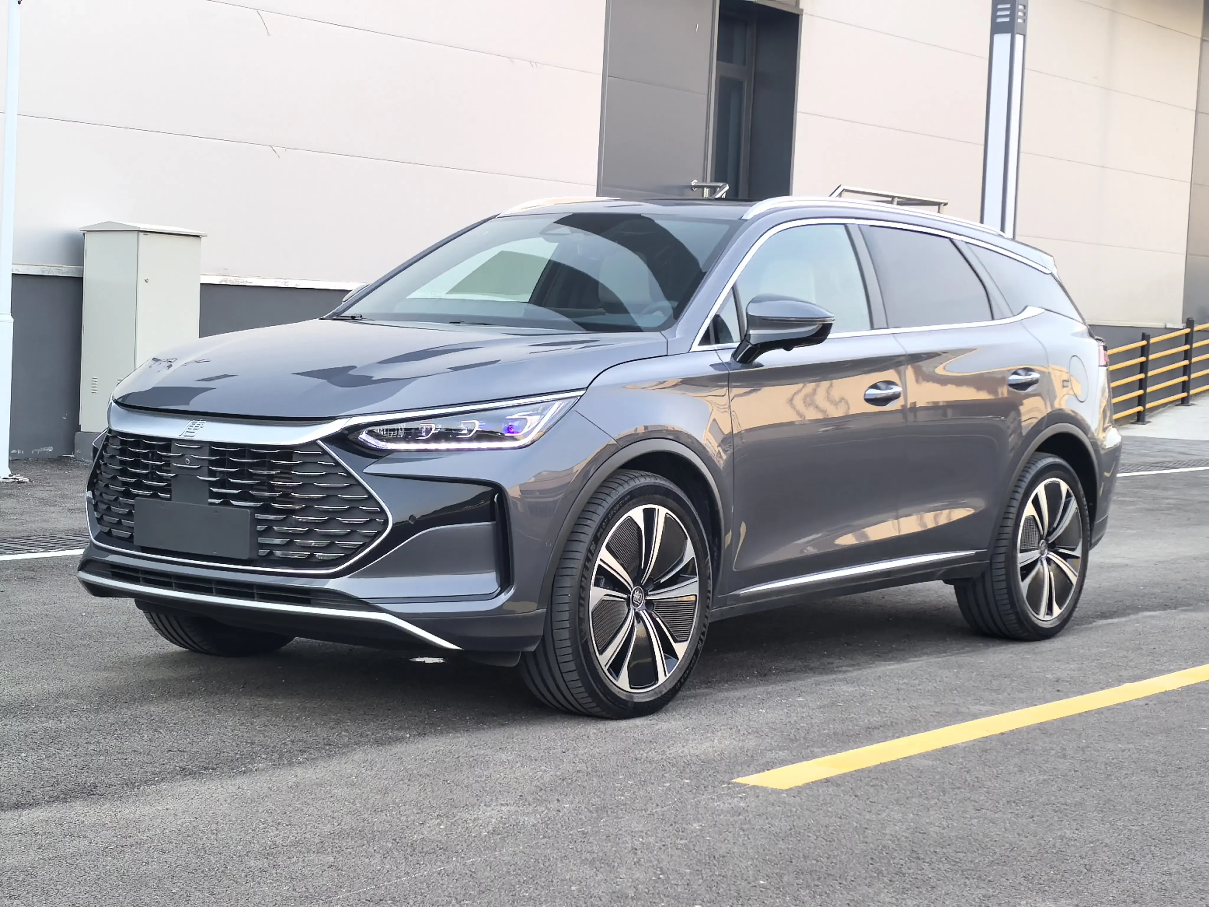 BYD Tang DM