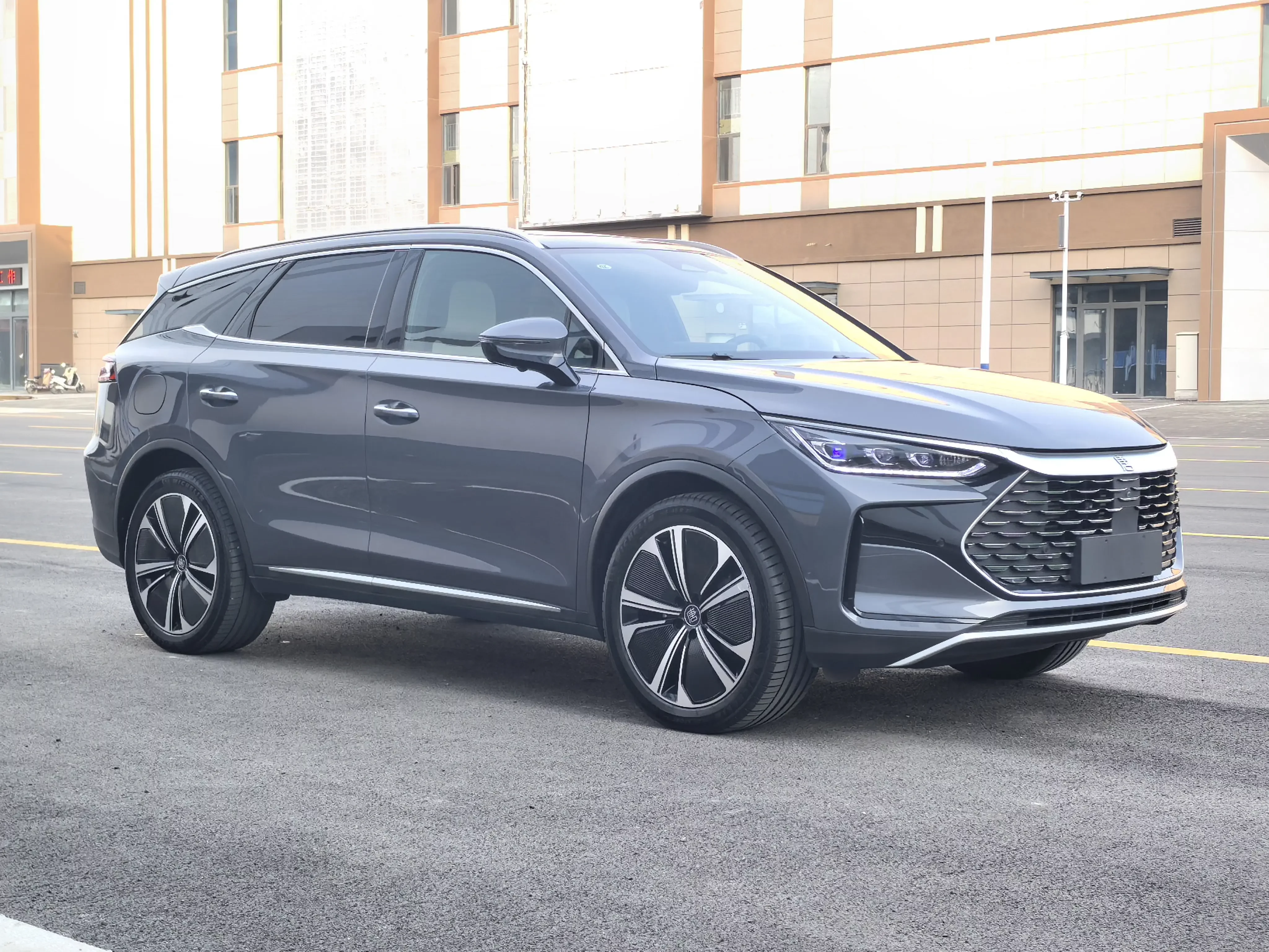 BYD Tang DM