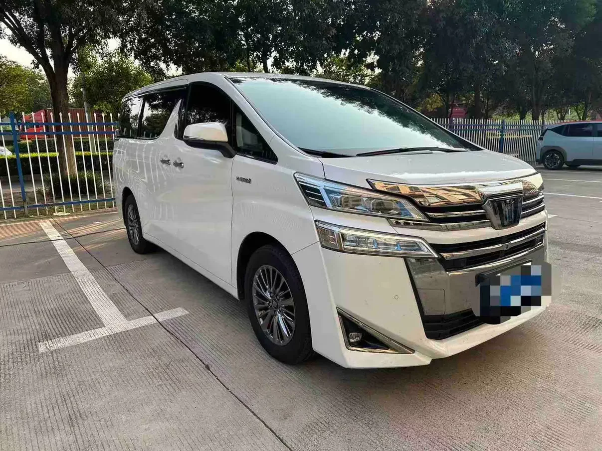 Toyota Crown Wellfire