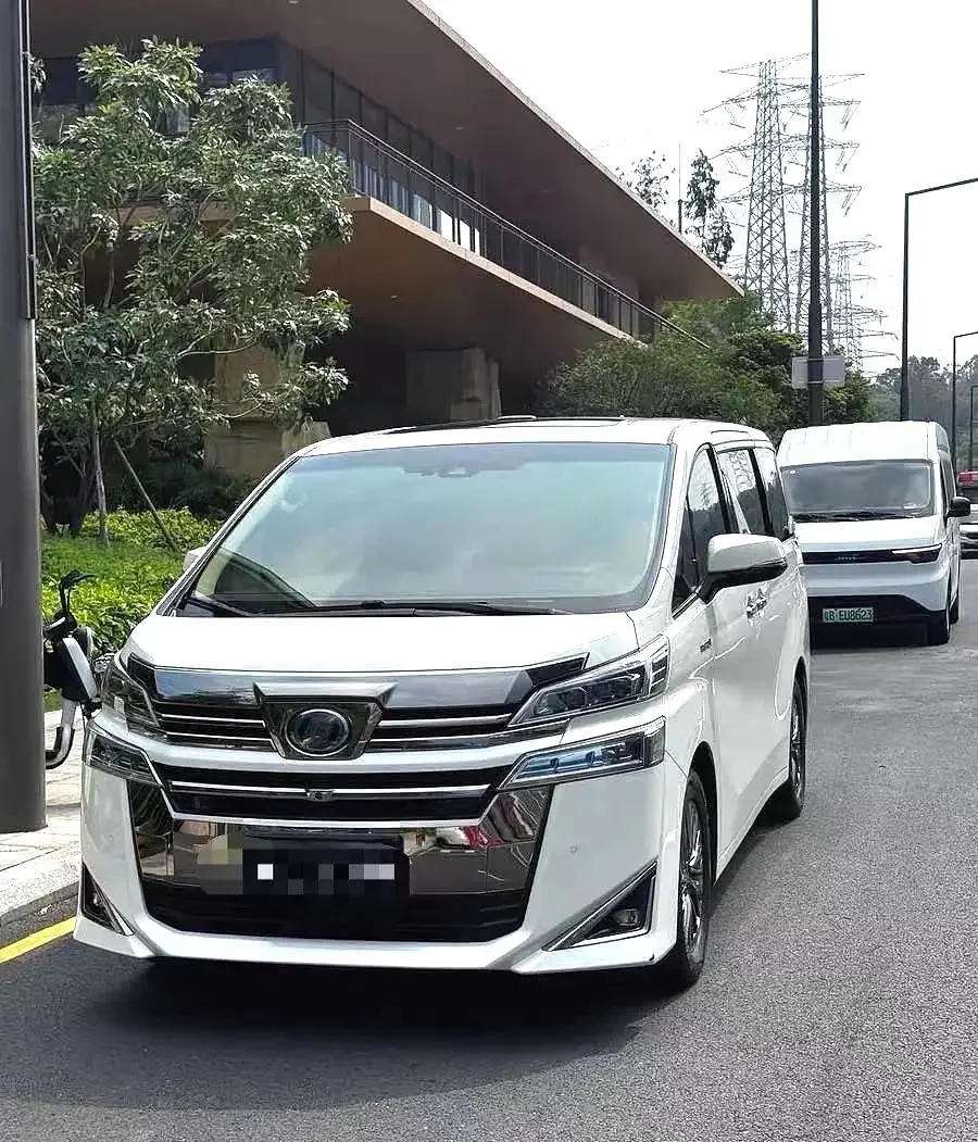 Toyota Crown Wellfire