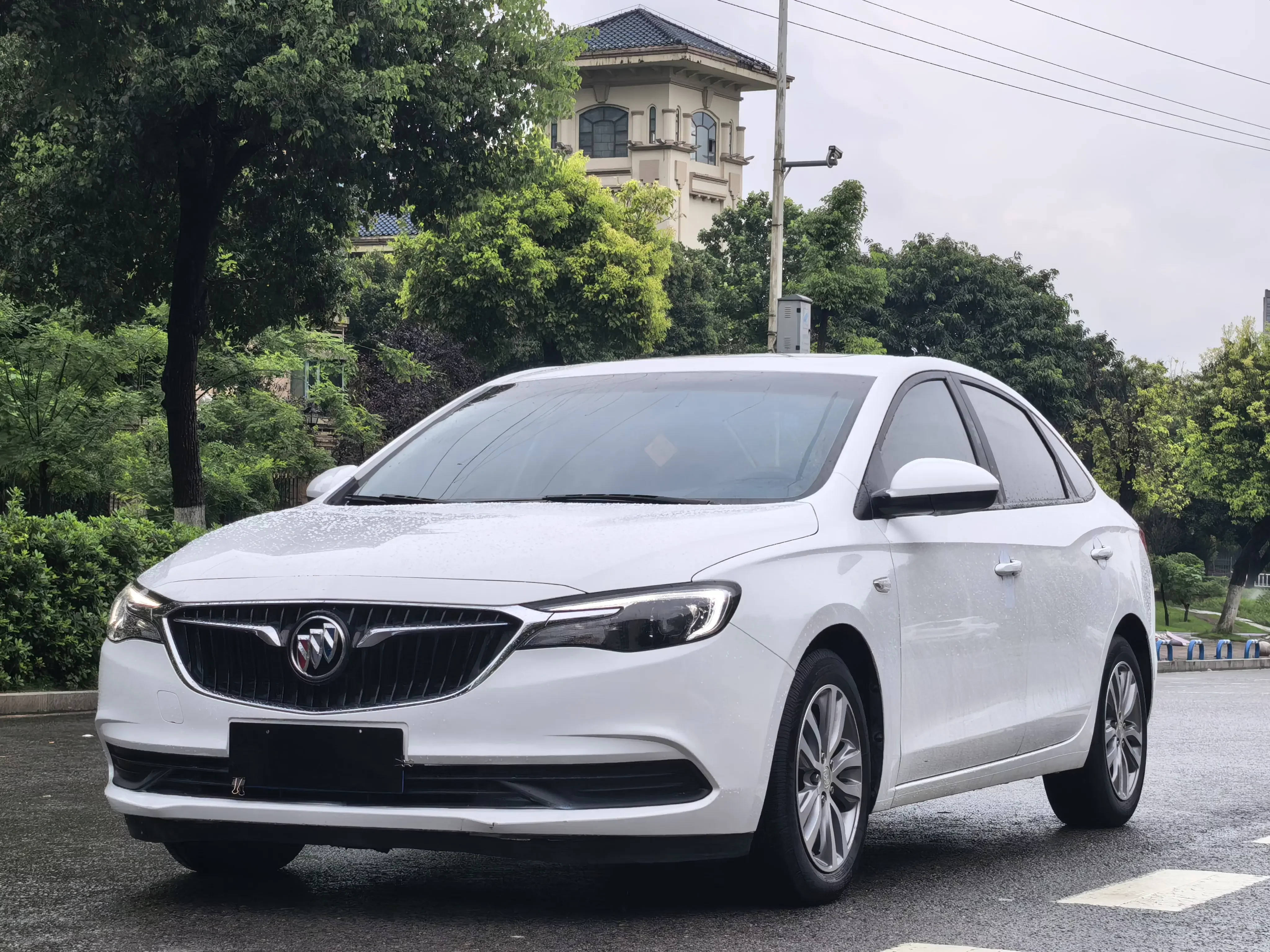 Buick Yinglang