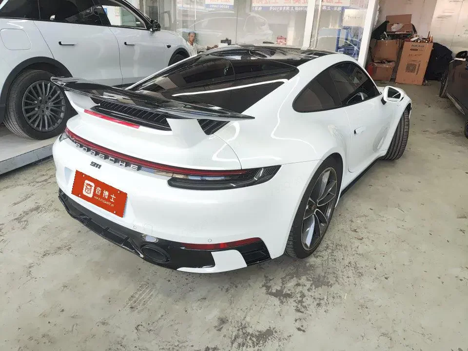 Porsche 911