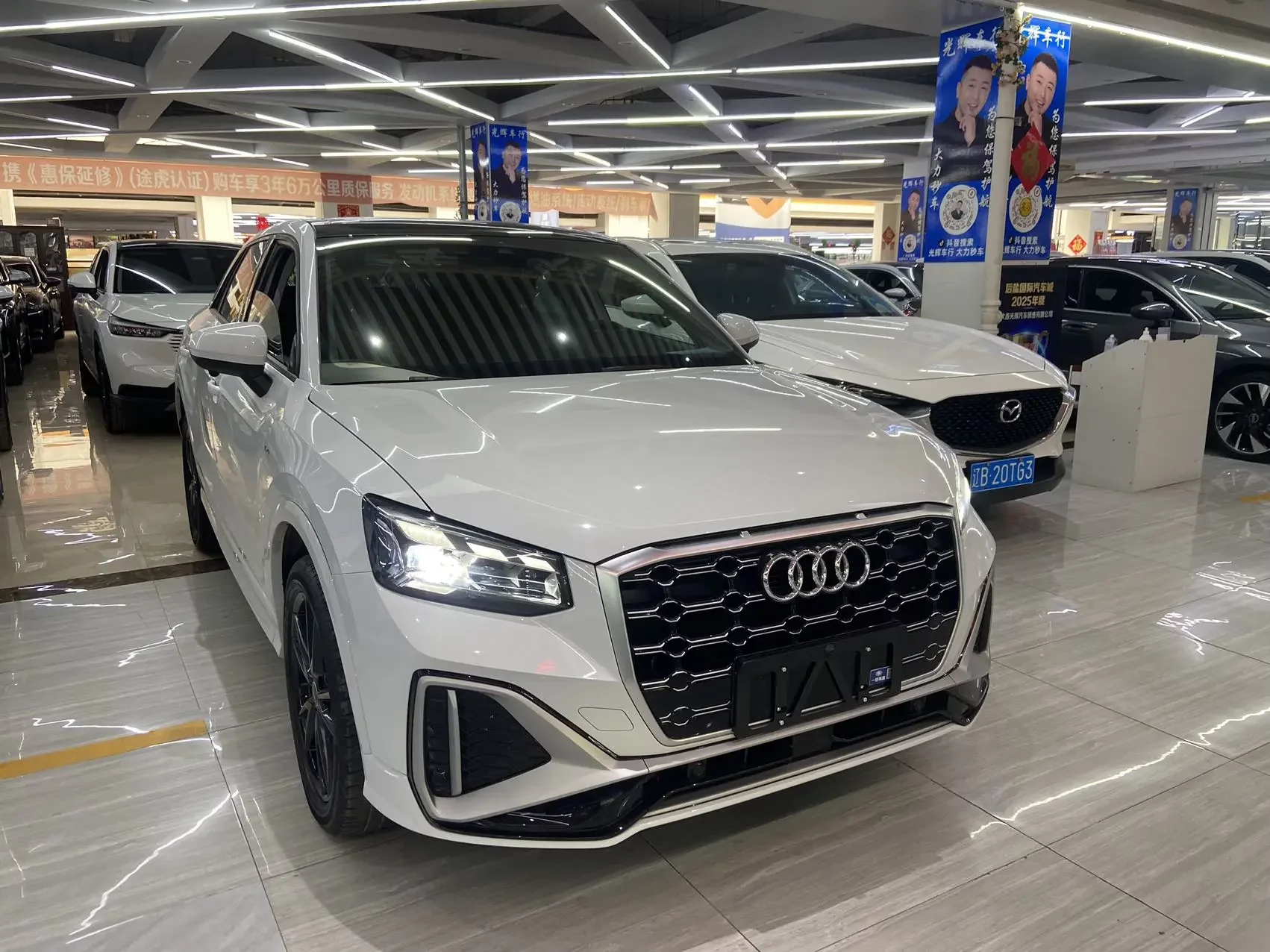 Audi Q2L