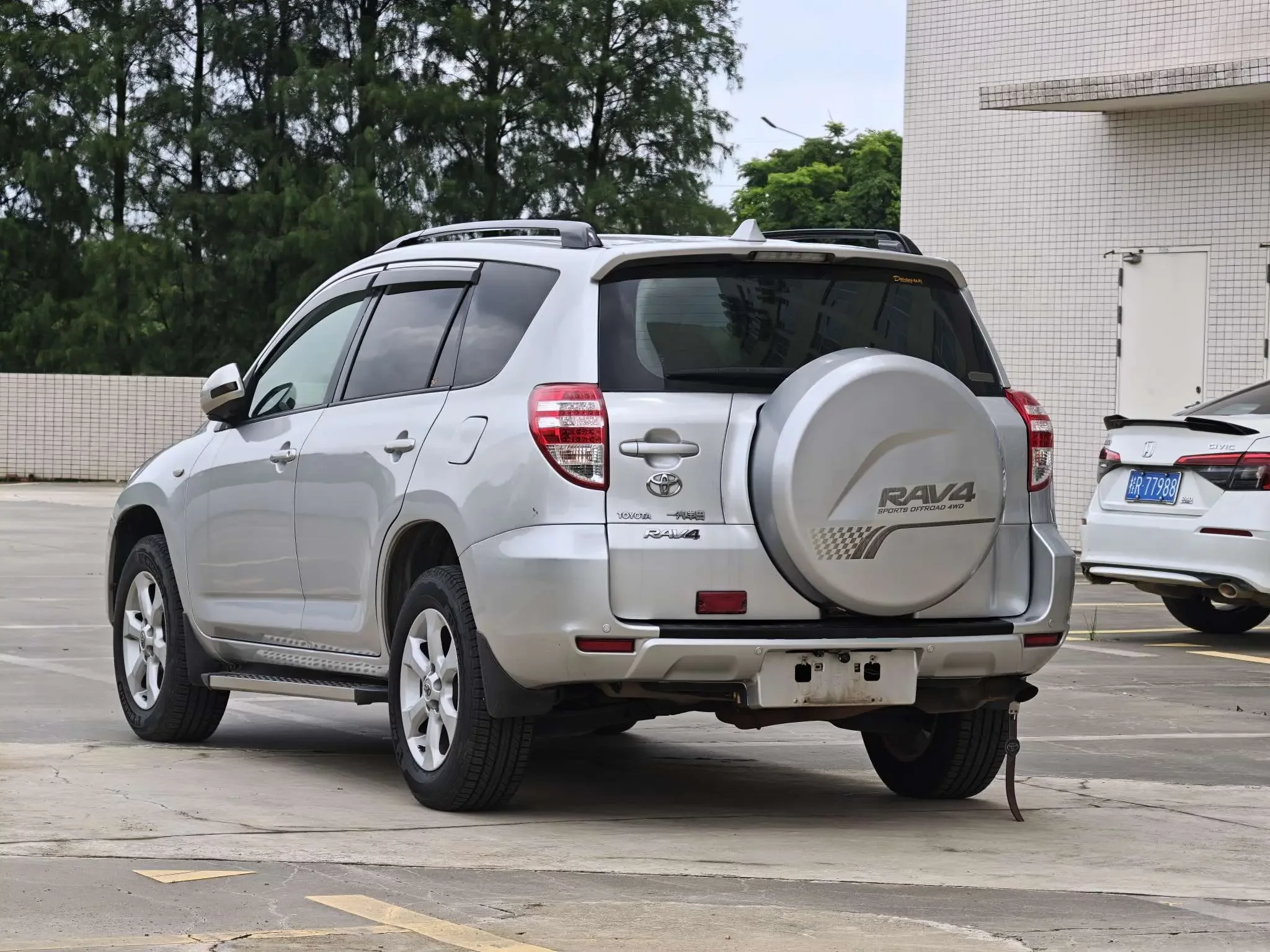 Toyota RAV4