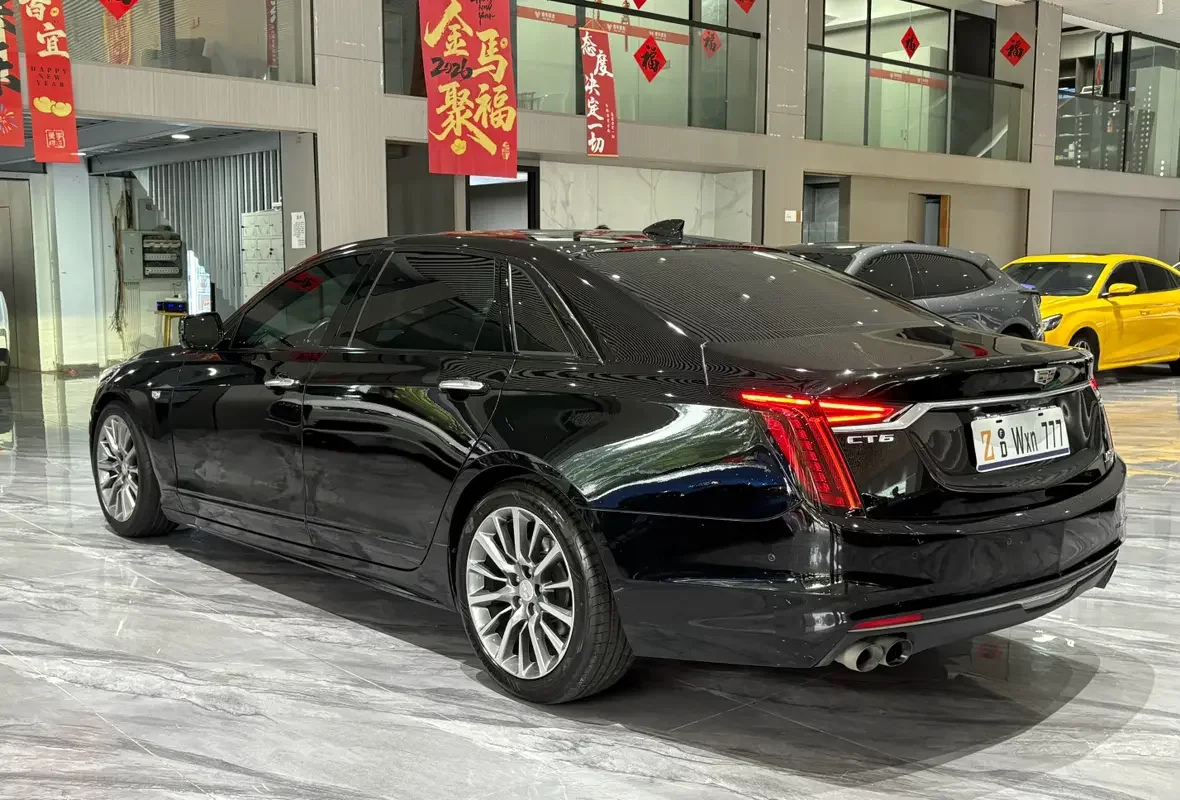Cadillac CT6