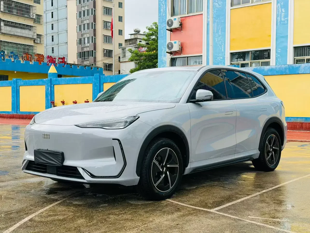 Geely Galaxy E5
