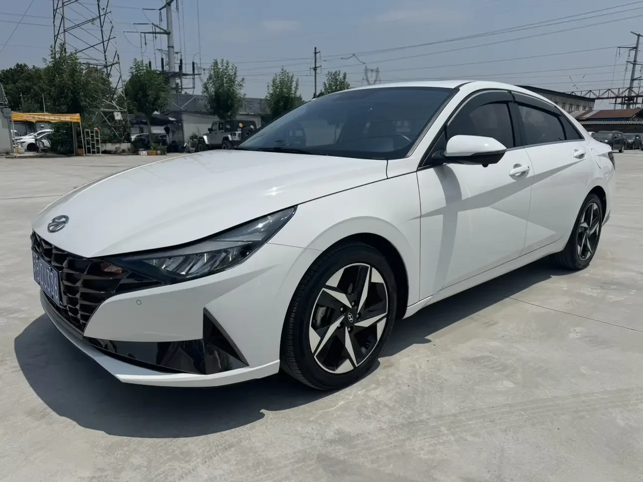 Hyundai Elantra