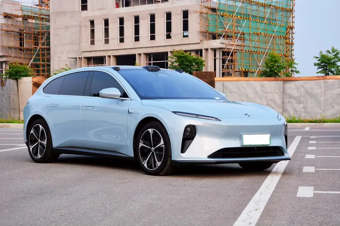 NIO ET5T