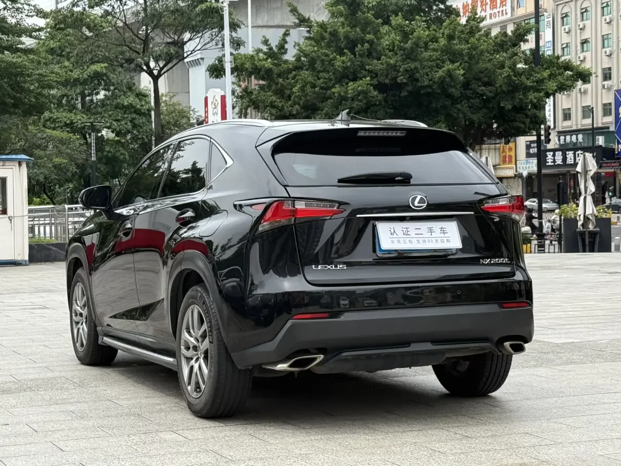 Lexus NX