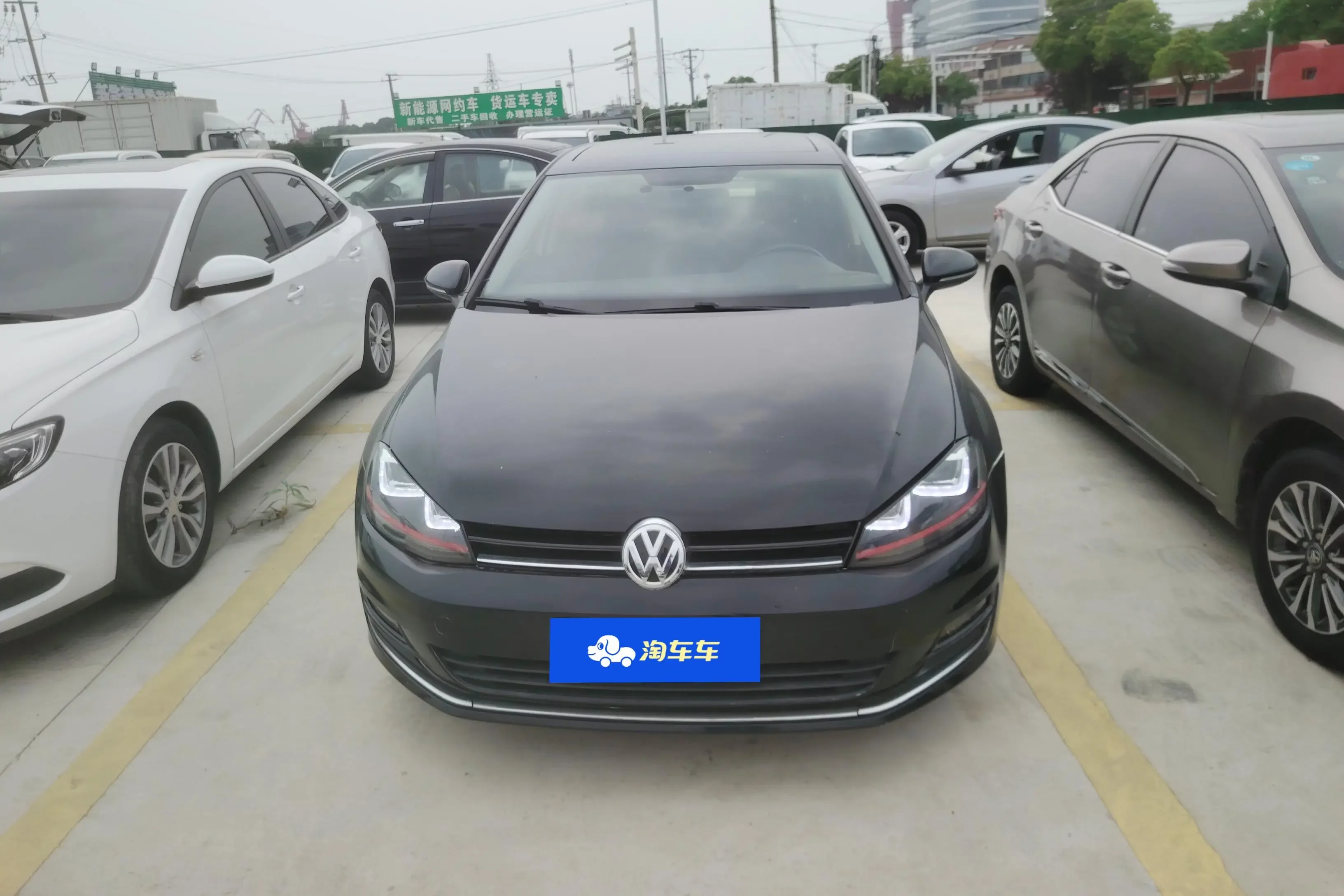 Volkswagen golf