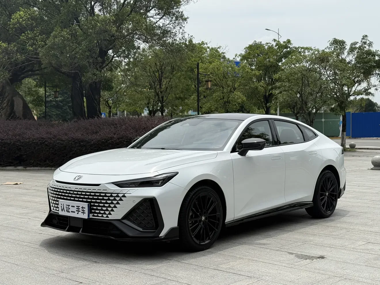 Changan UNI-V