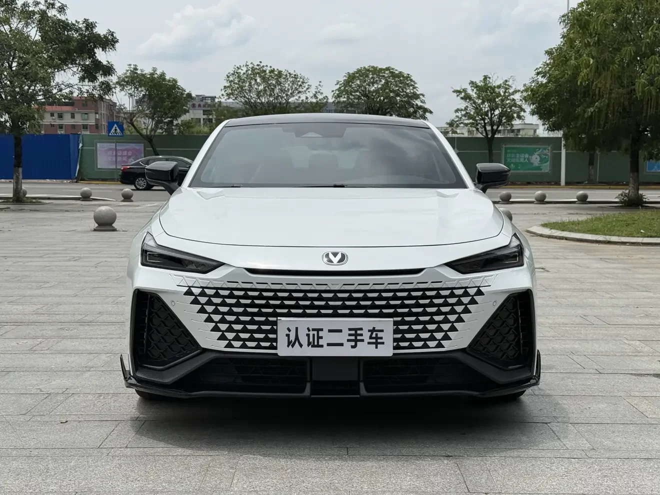 Changan UNI-V