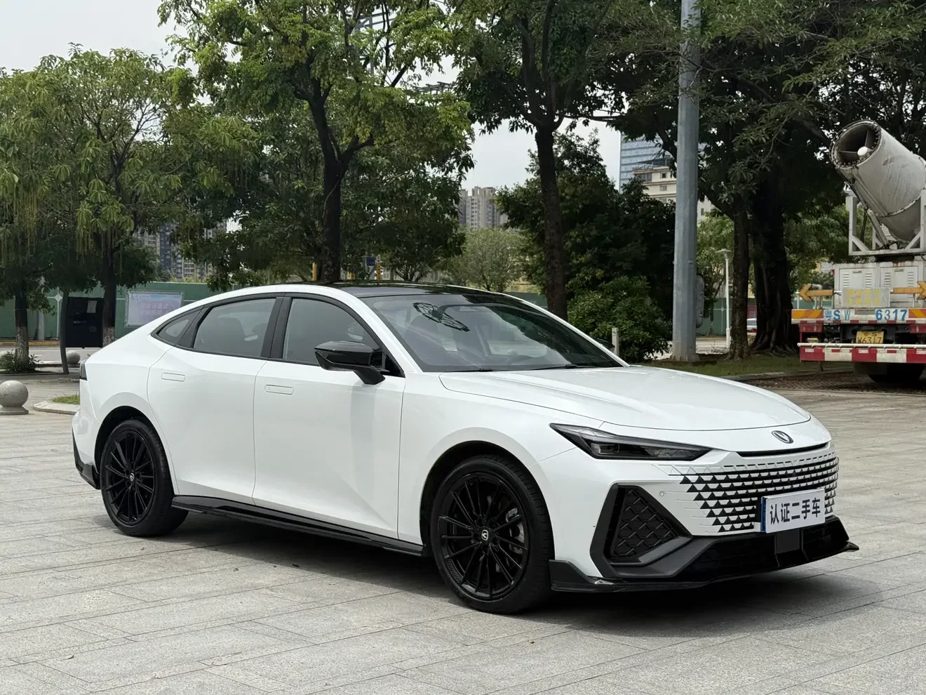 Changan UNI-V