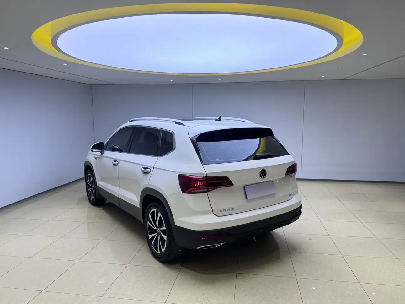 Volkswagen Tharu