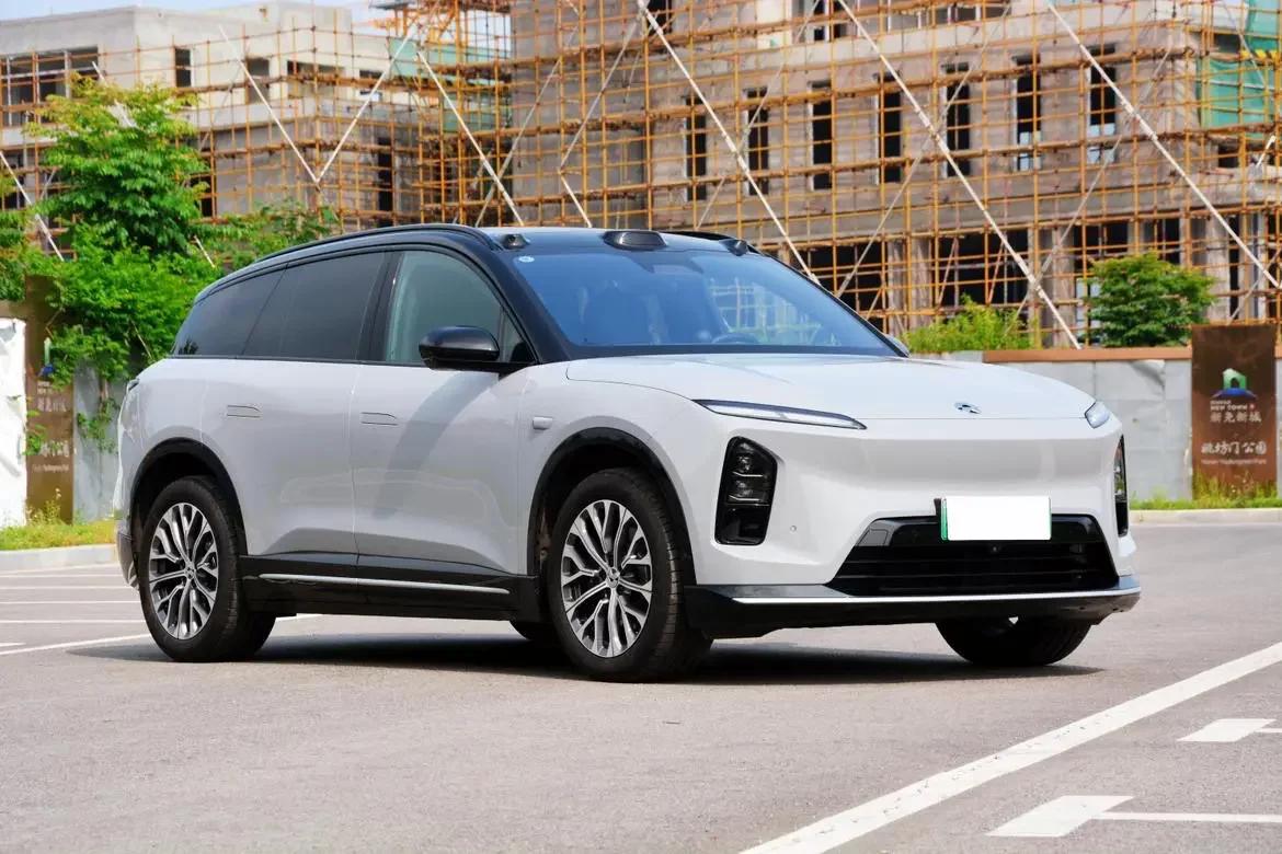 NIO ES6