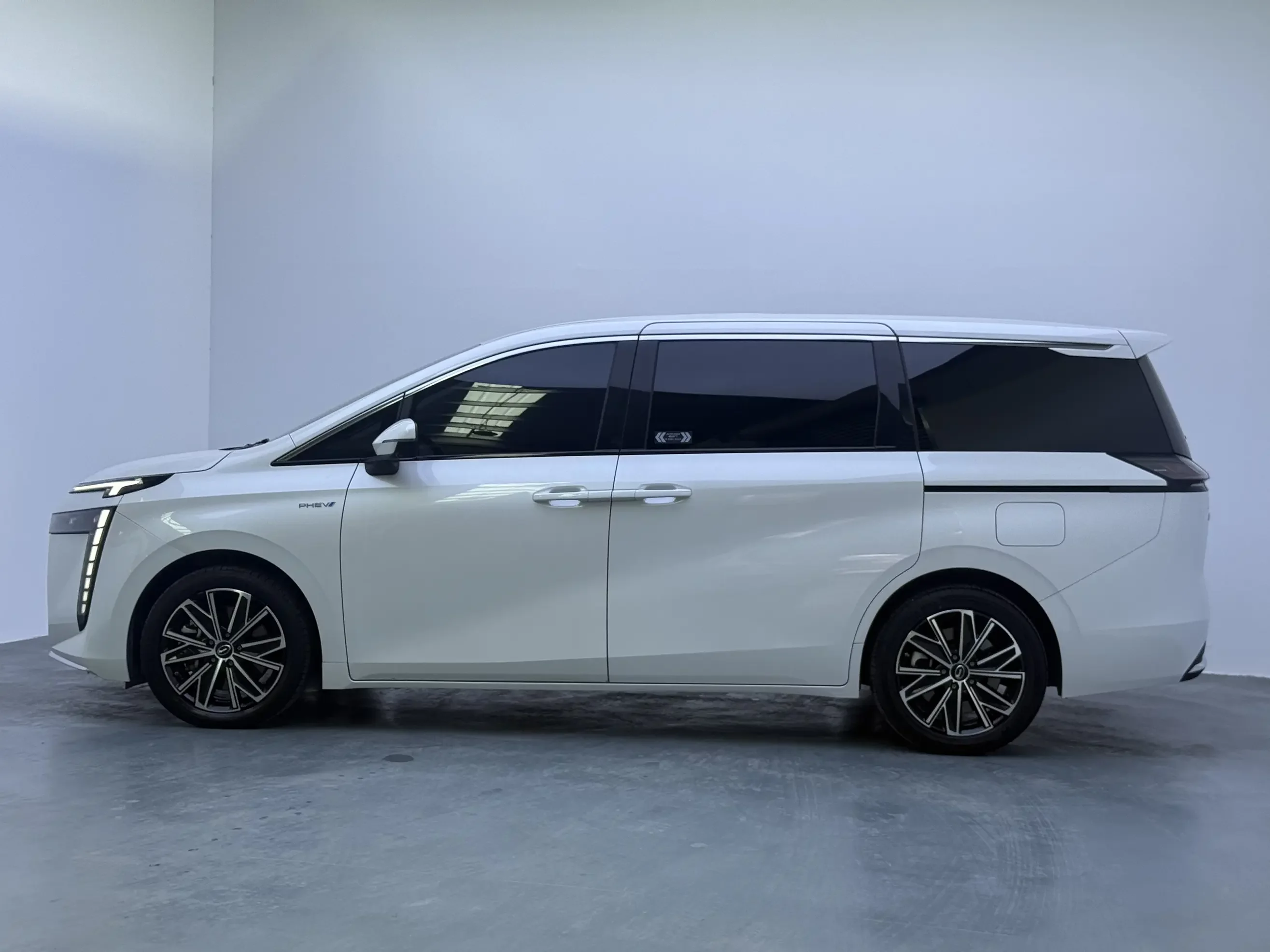 GAC Trumpchi E8 PHEV