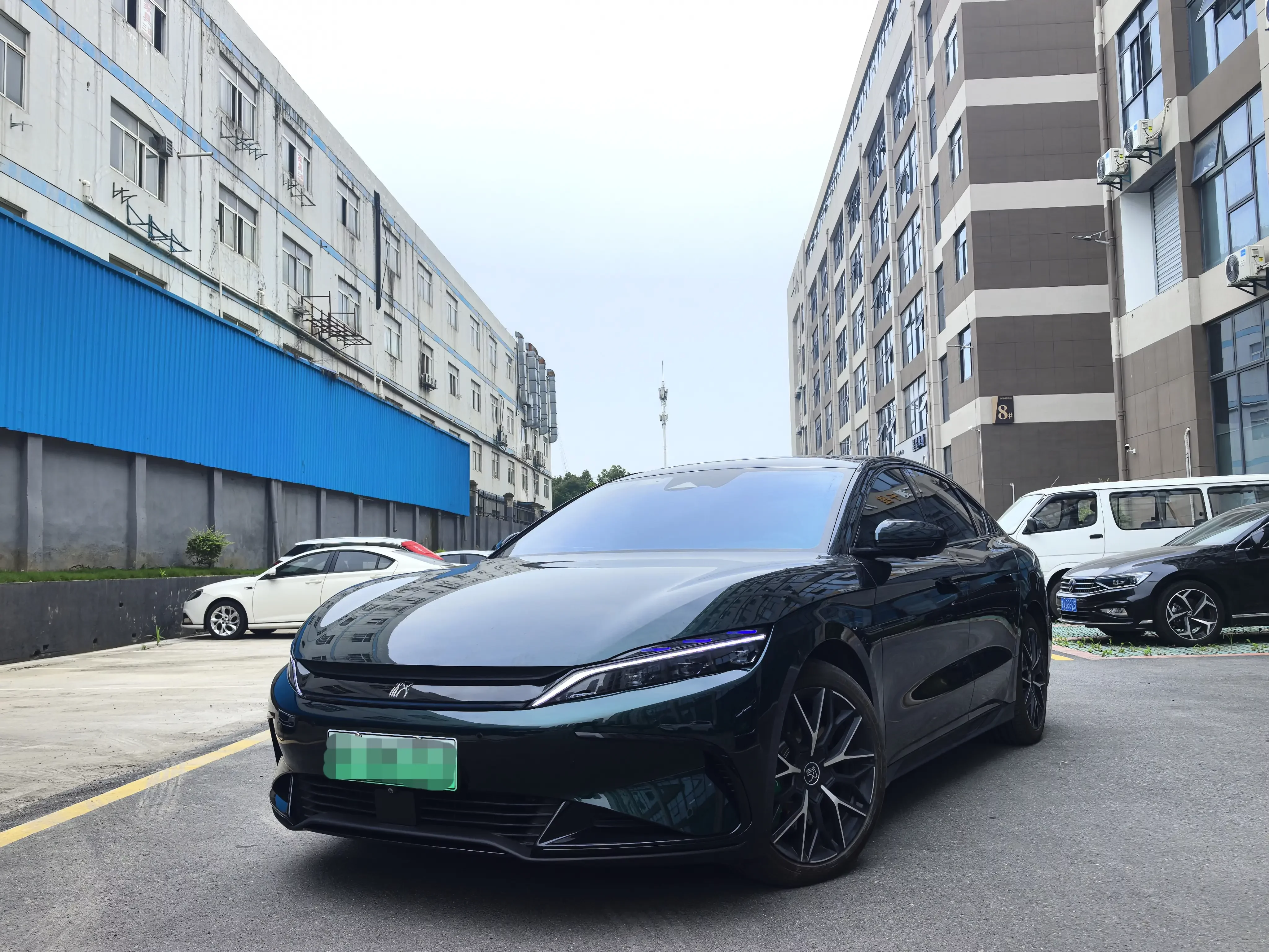 BYD Han EV
