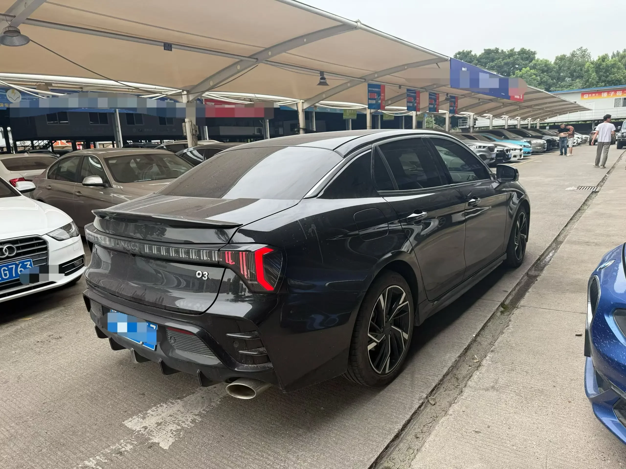 Lynk & Co 03