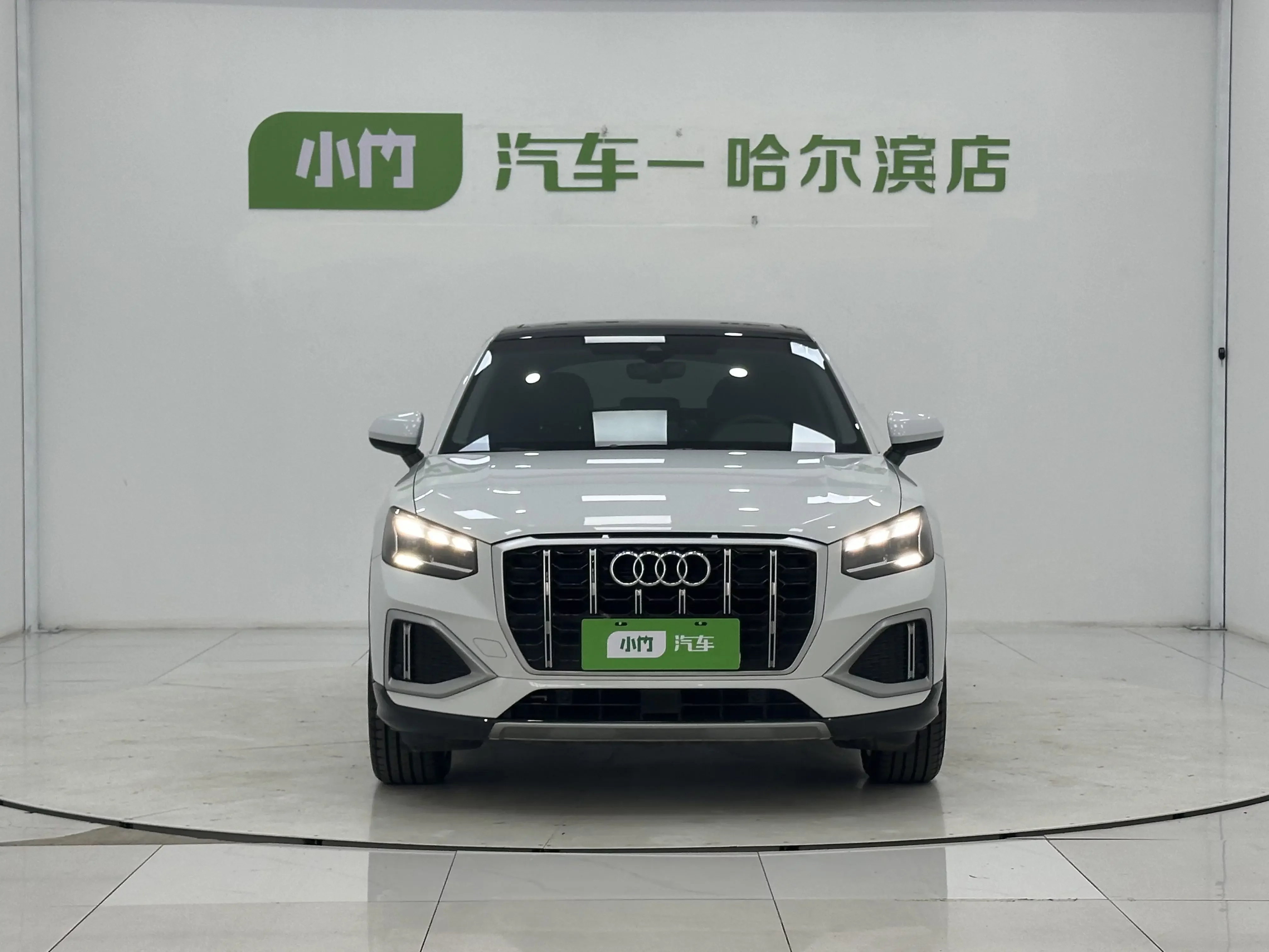 Audi Q2L