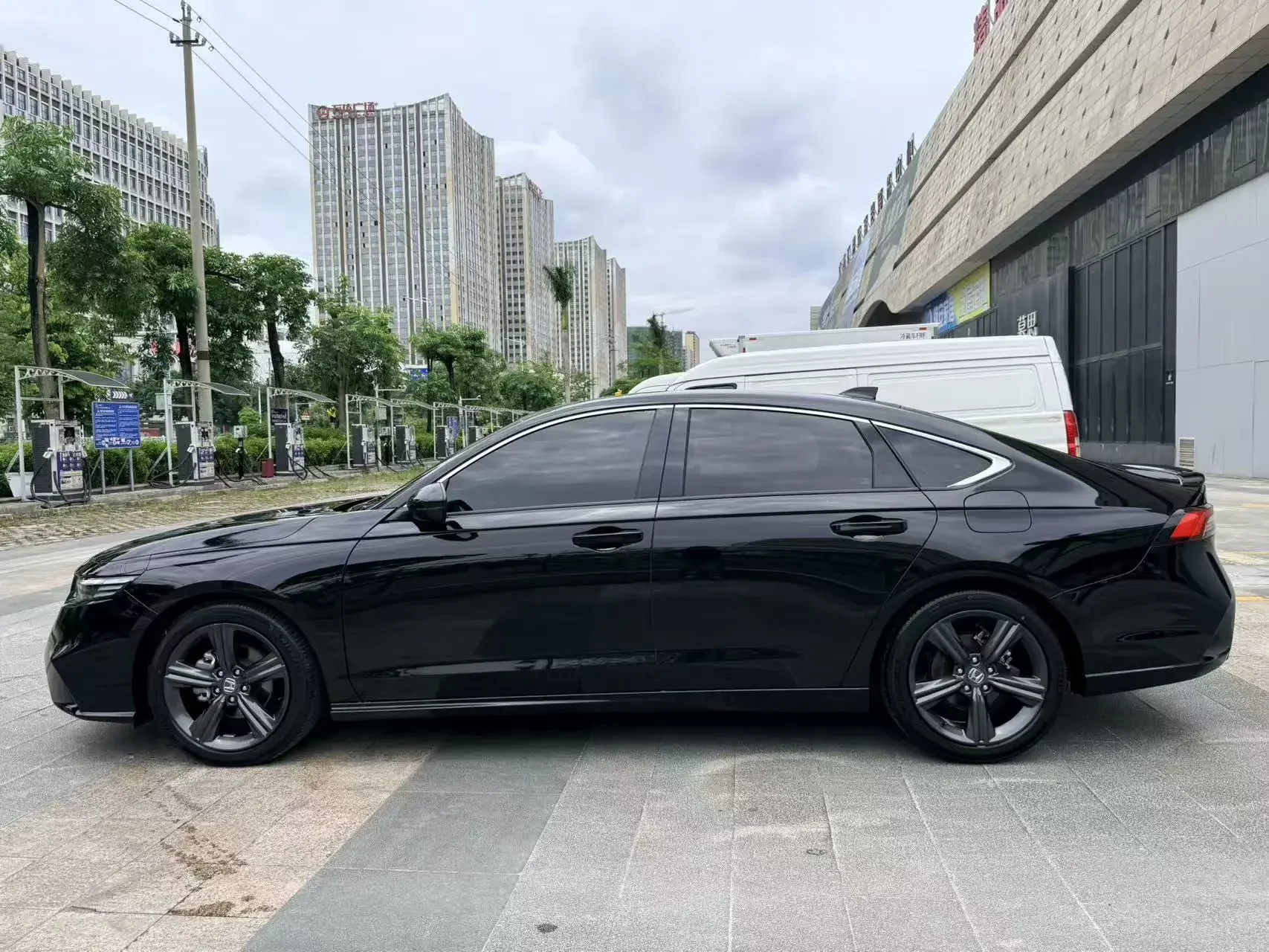 Honda Inspire