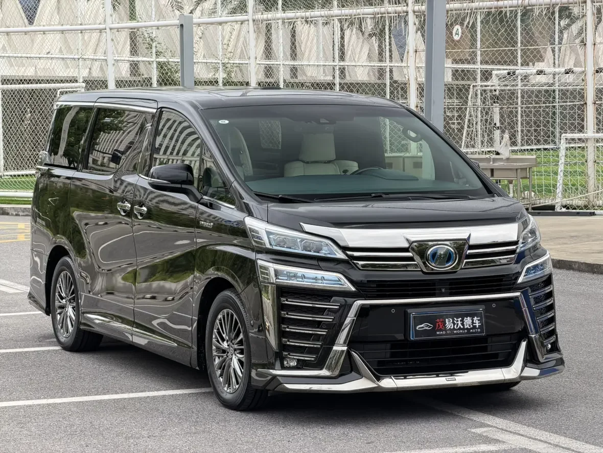 Toyota Crown Wellfire
