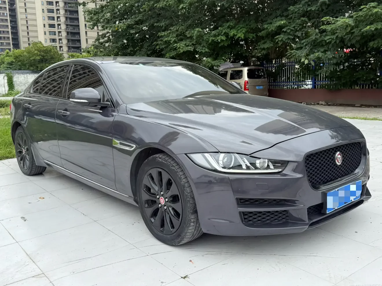 Jaguar XEL