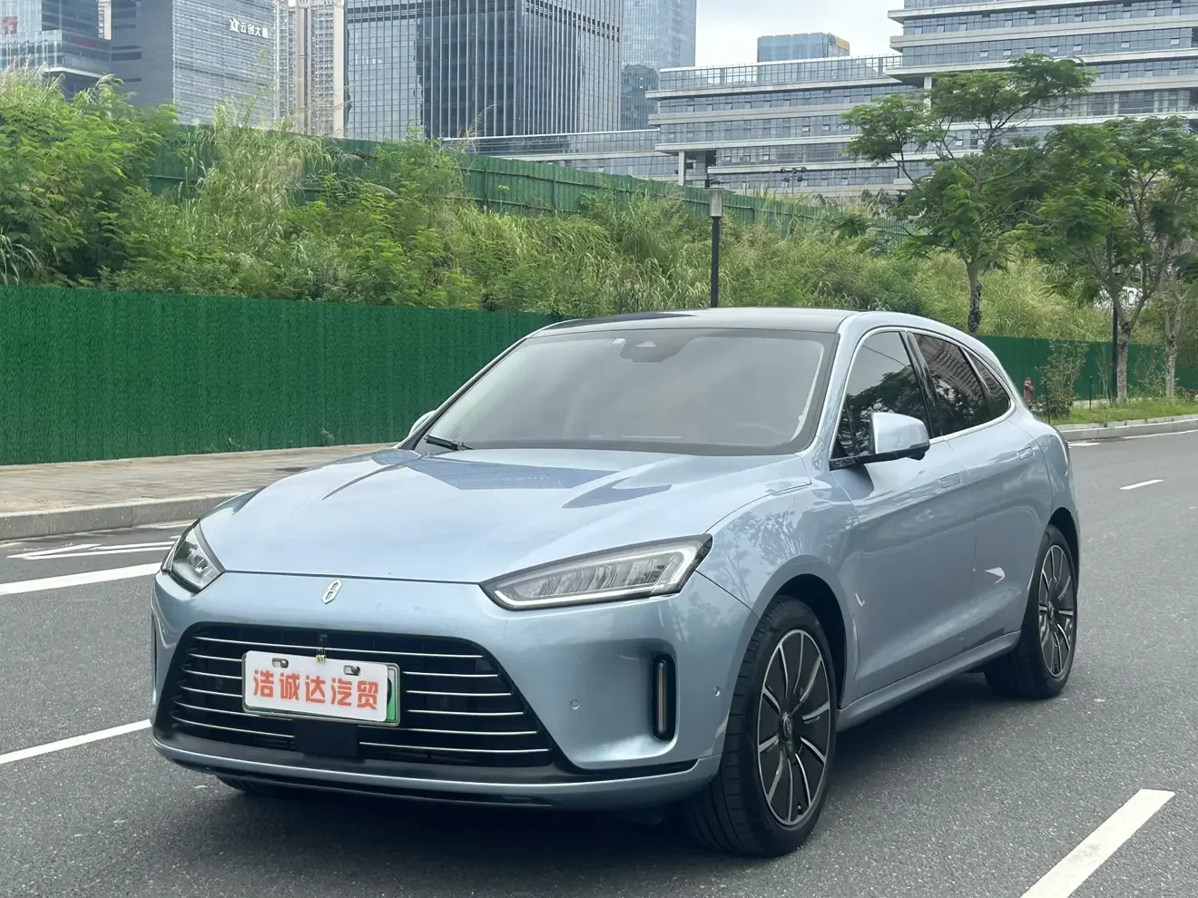AITO M5