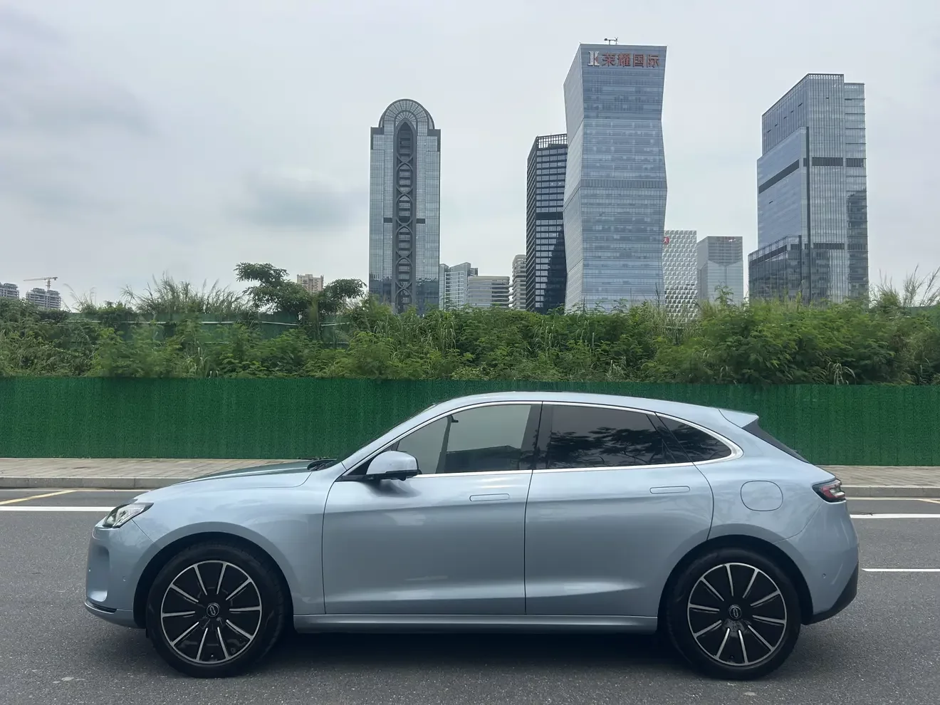 AITO M5