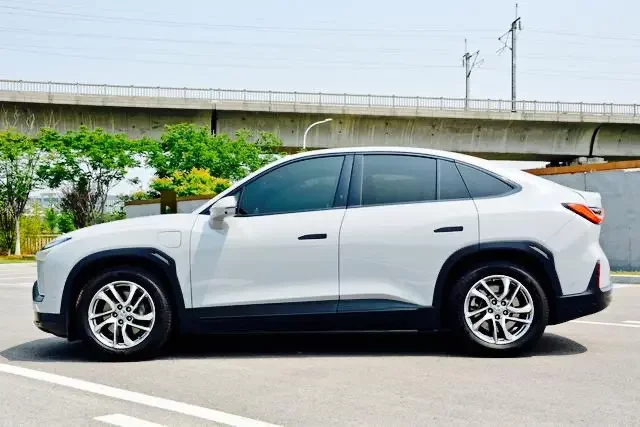 NIO EC6
