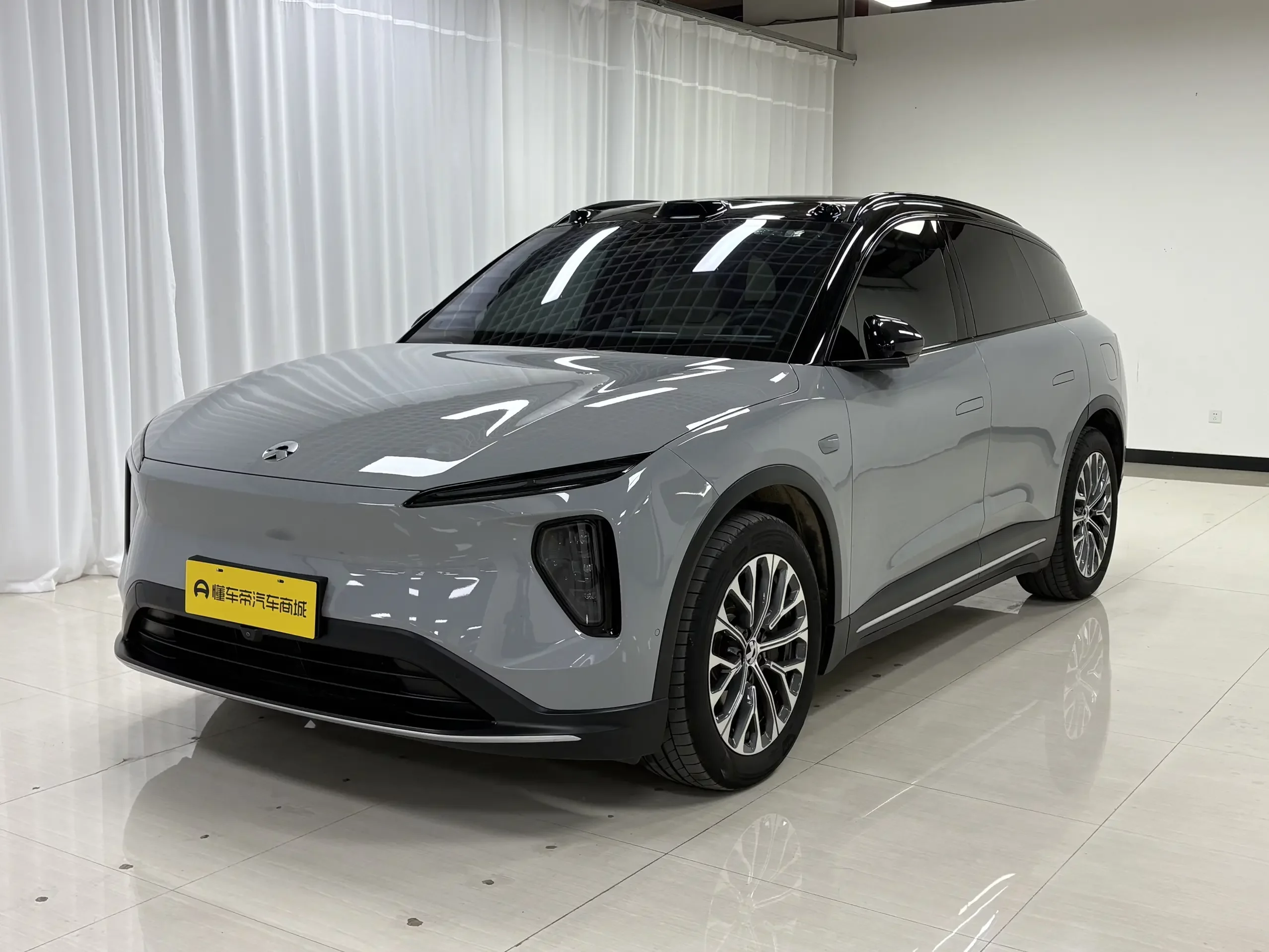 NIO ES6