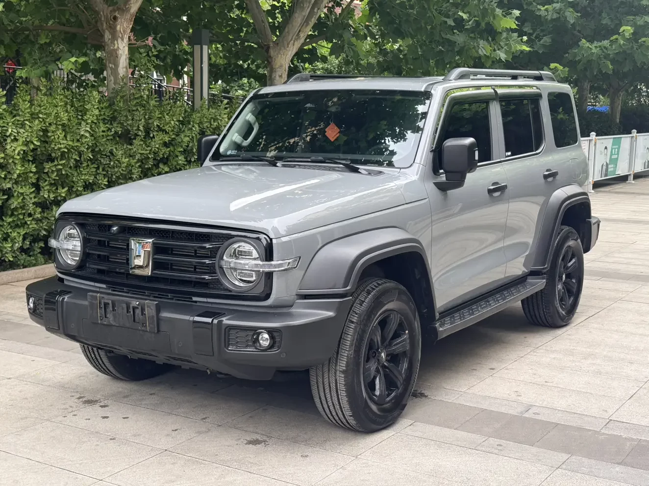 Tank 300
