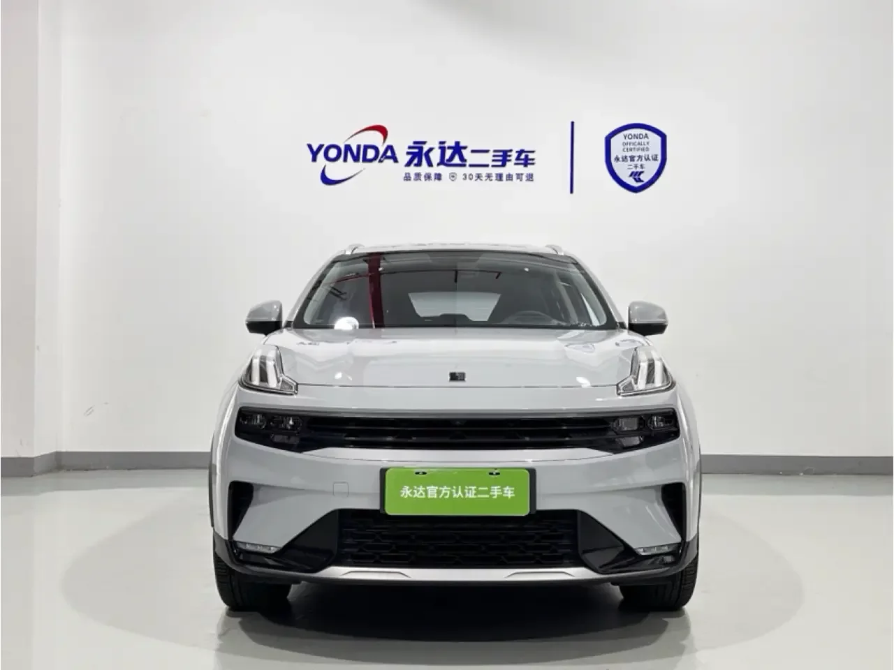 Lynk & Co 06 EM-P