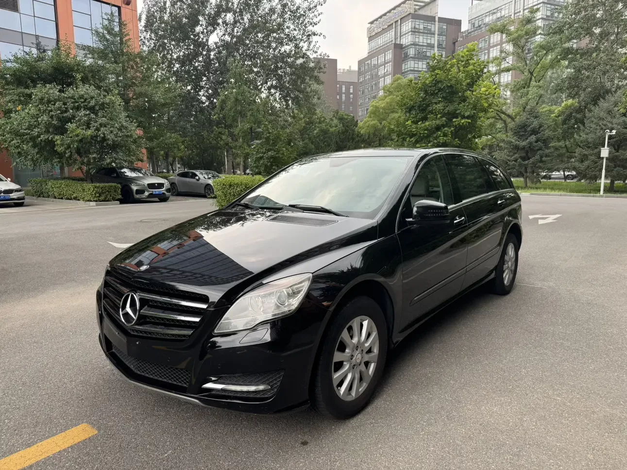 Mercedes-Benz R-Class