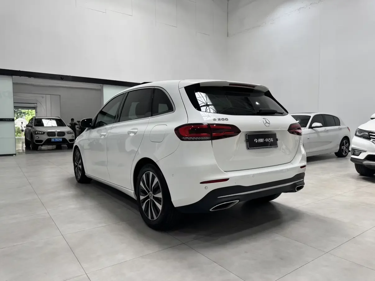Mercedes-Benz B Class