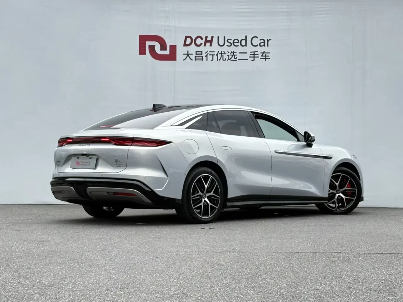 BYD Han L EV