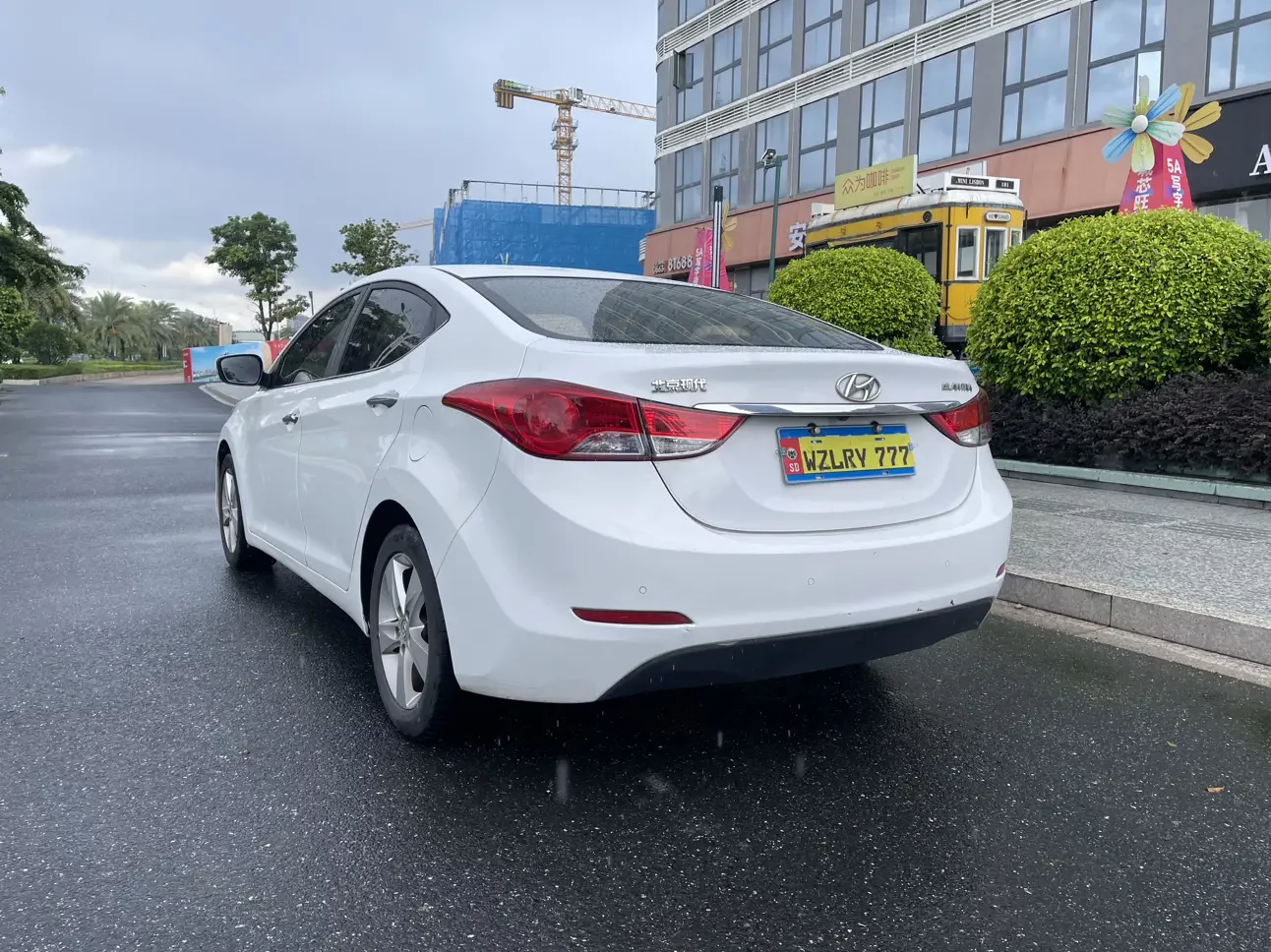 Hyundai Elantra
