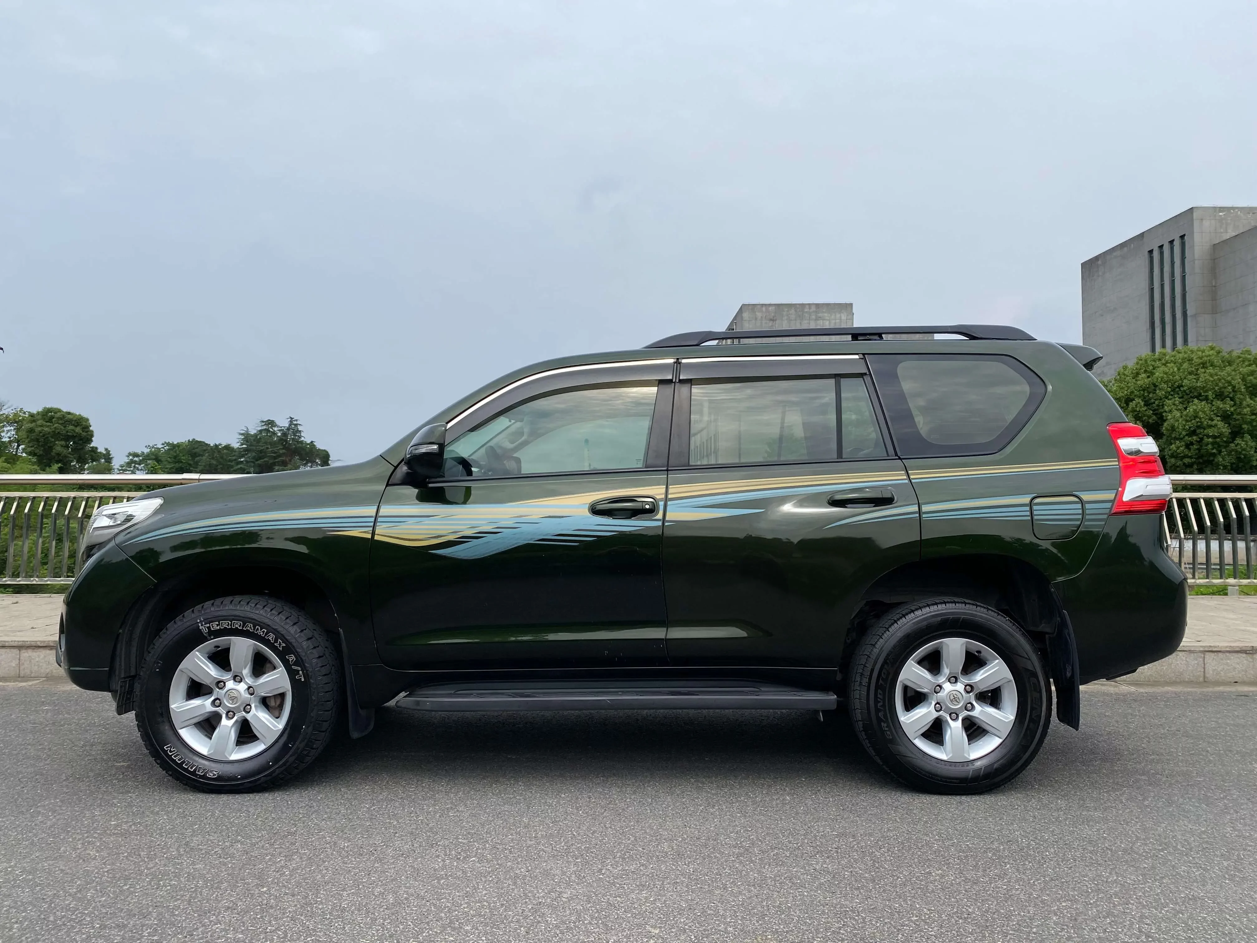 Toyota prado