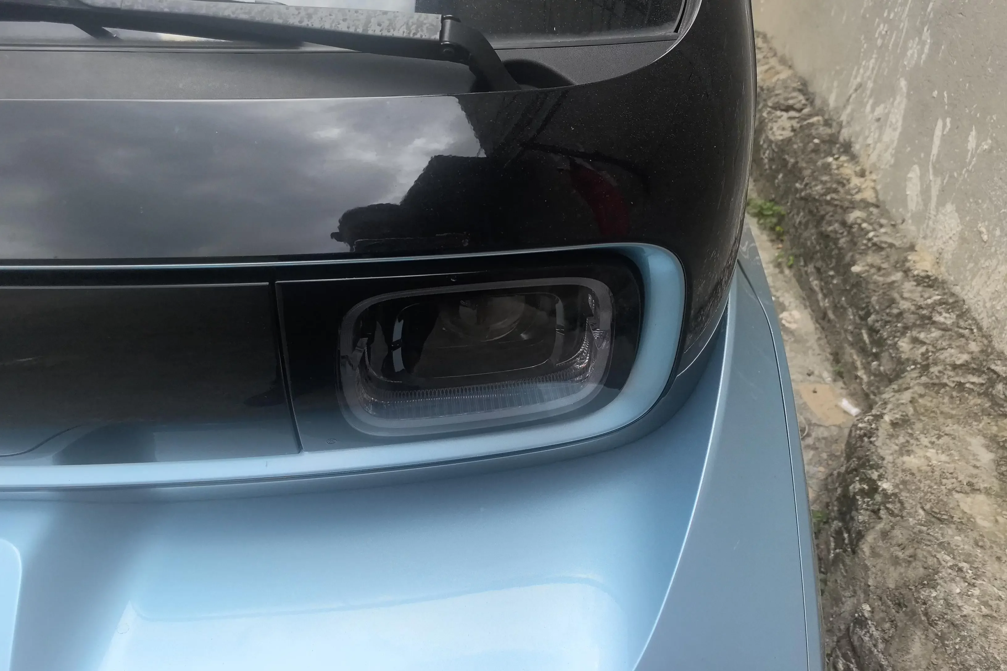 Baojun E300
